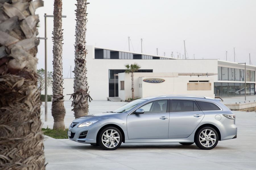  Mazda6 Wagon Sport 2010 года  (фото 35 из 60)